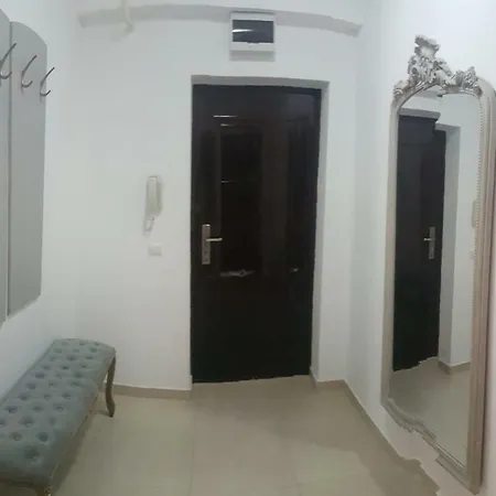 Apartament Flo 公寓 *